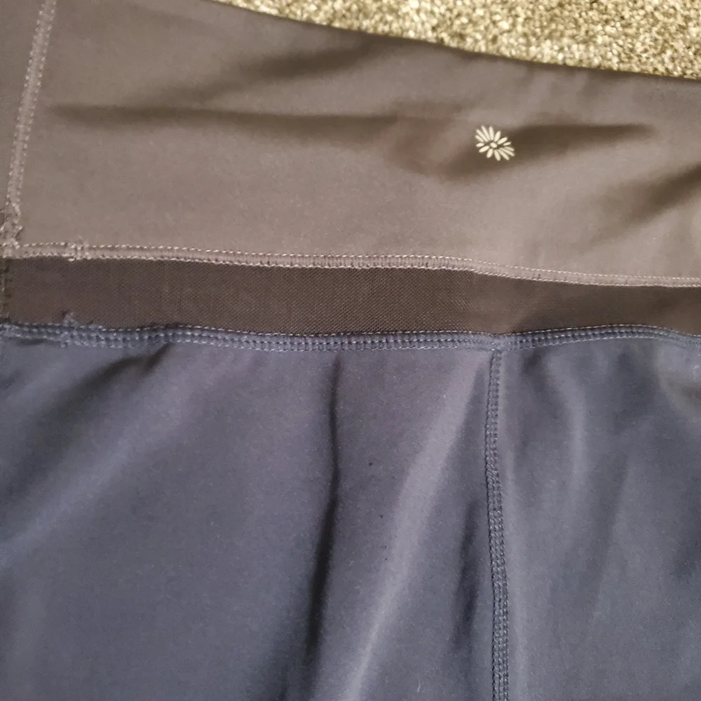 TANGERINE | Women's navy-blue capri athletic-wear leggings. - Picture 4 of 9